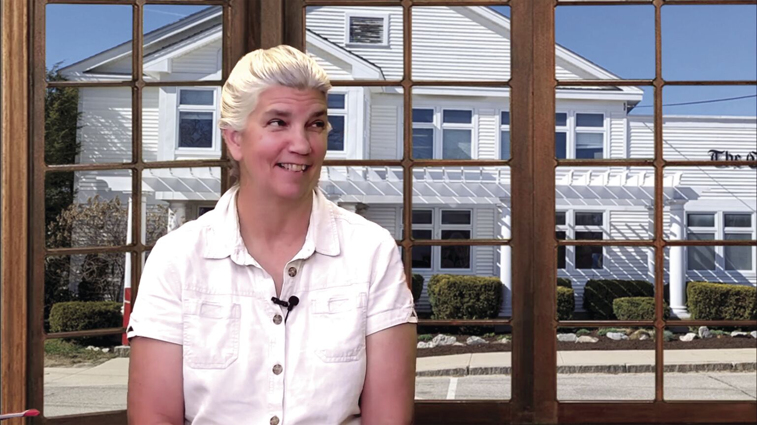 INTERVIEW: Ellen Schwindt